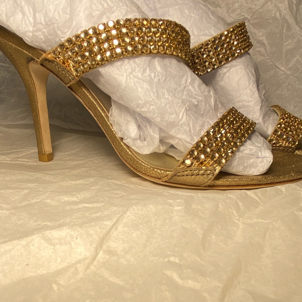 PELLE MODA KRISTY GOLD SUEDE HEEL SANDALS SIZE 8 1/2
